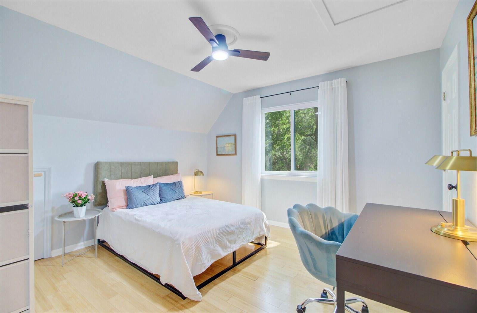 1412 Oaklanding Road, Mount Pleasant, SC 29464