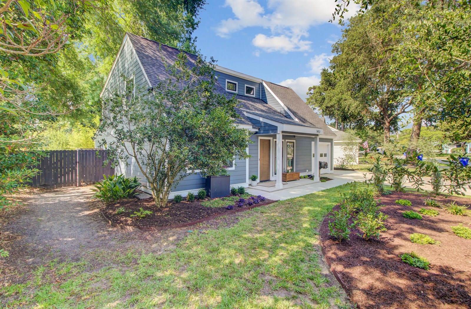 1412 Oaklanding Road, Mount Pleasant, SC 29464