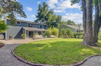 1412 Oaklanding Road, Mount Pleasant, SC 29464