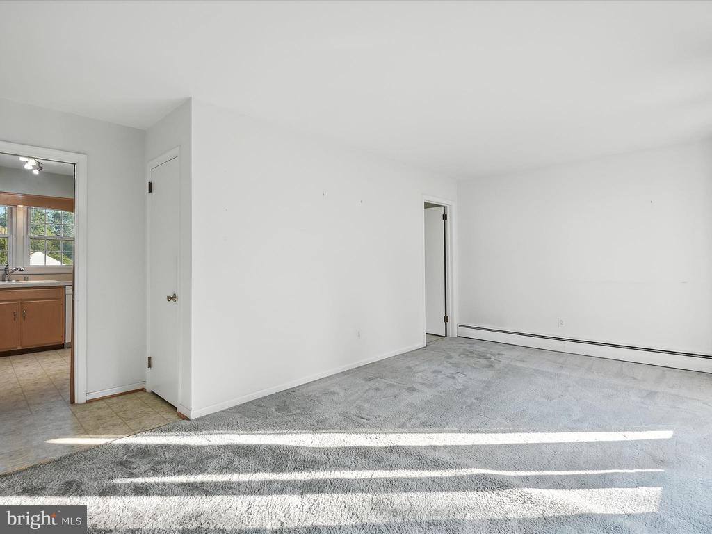 8917 Virginia Avenue, Manassas, VA 20110