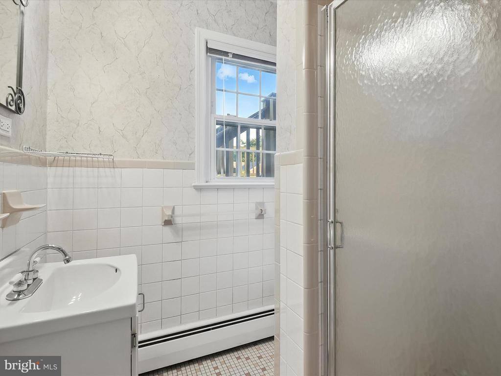 8917 Virginia Avenue, Manassas, VA 20110