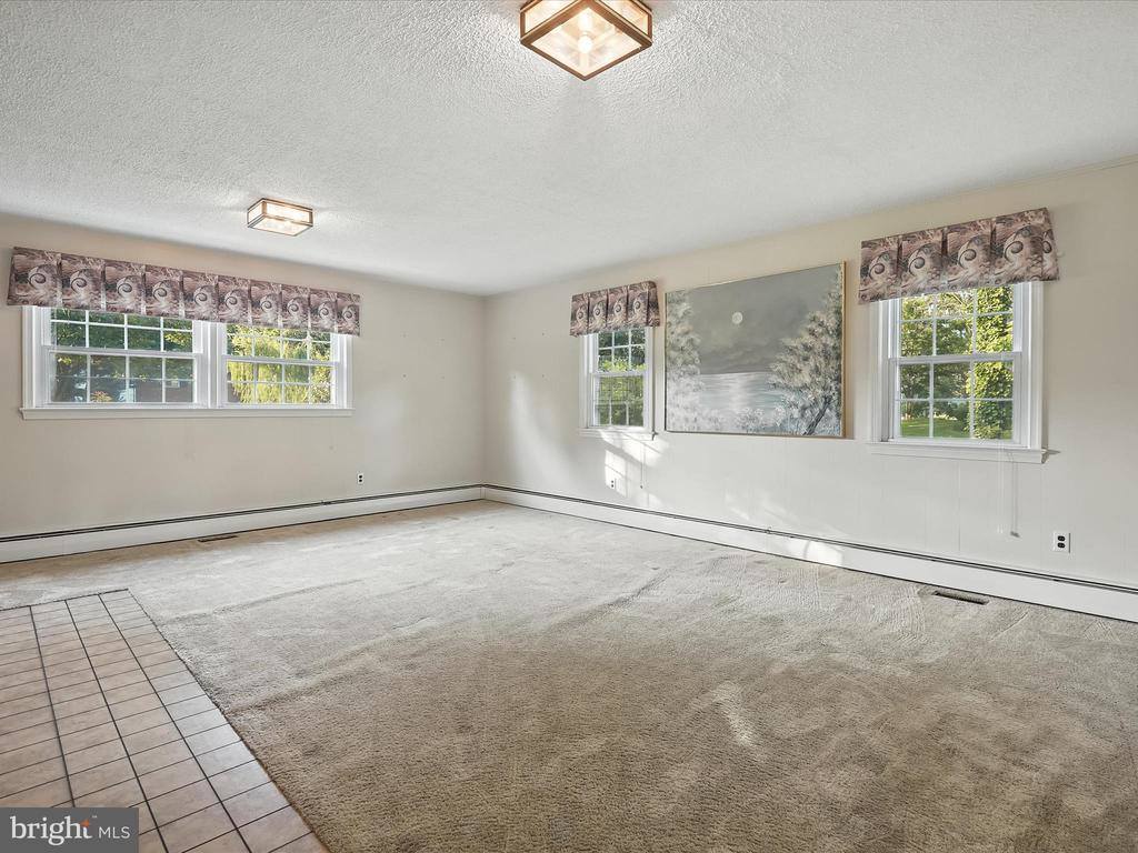 8917 Virginia Avenue, Manassas, VA 20110