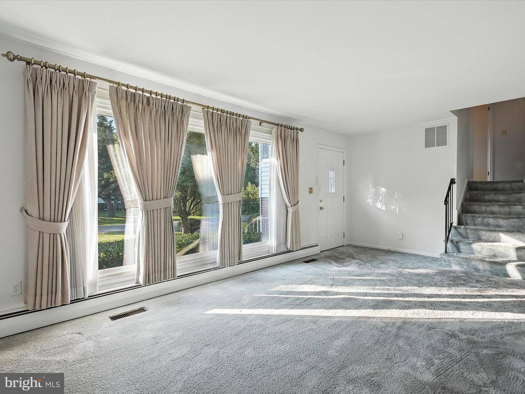 8917 Virginia Avenue, Manassas, VA 20110