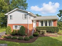 8917 Virginia Avenue, Manassas, VA 20110