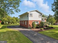 8917 Virginia Avenue, Manassas, VA 20110