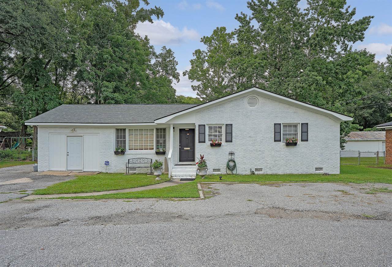 10562 Dorchester Road, Summerville, SC 29485