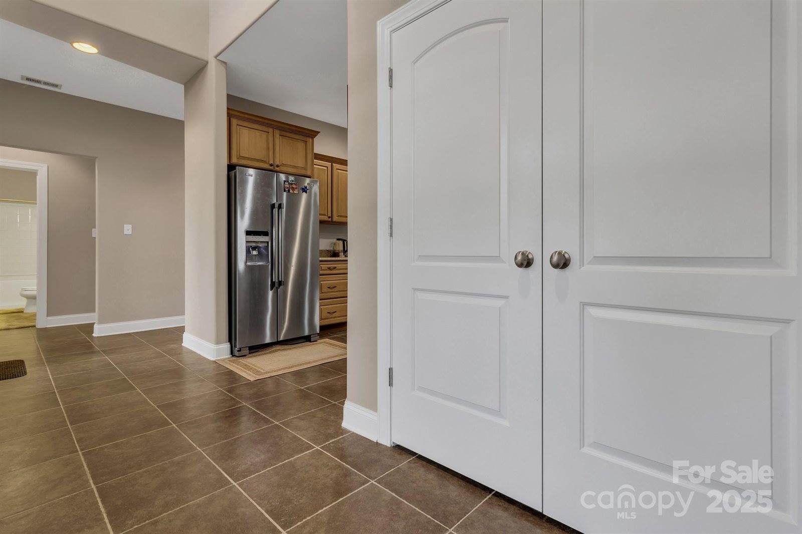 44 Pacifico Drive, Asheville, NC 28806