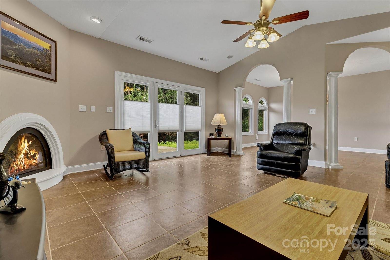 44 Pacifico Drive, Asheville, NC 28806