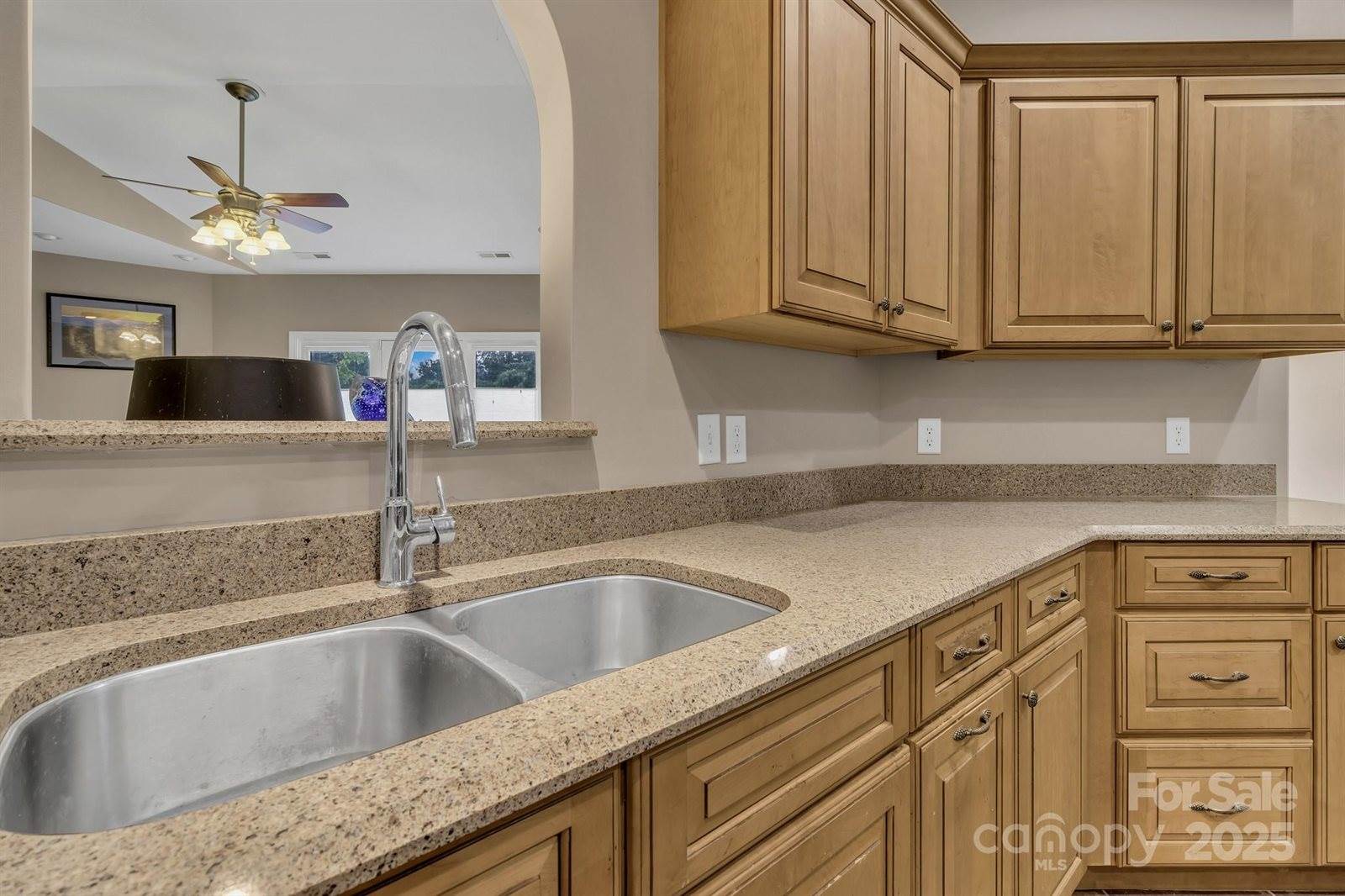 44 Pacifico Drive, Asheville, NC 28806