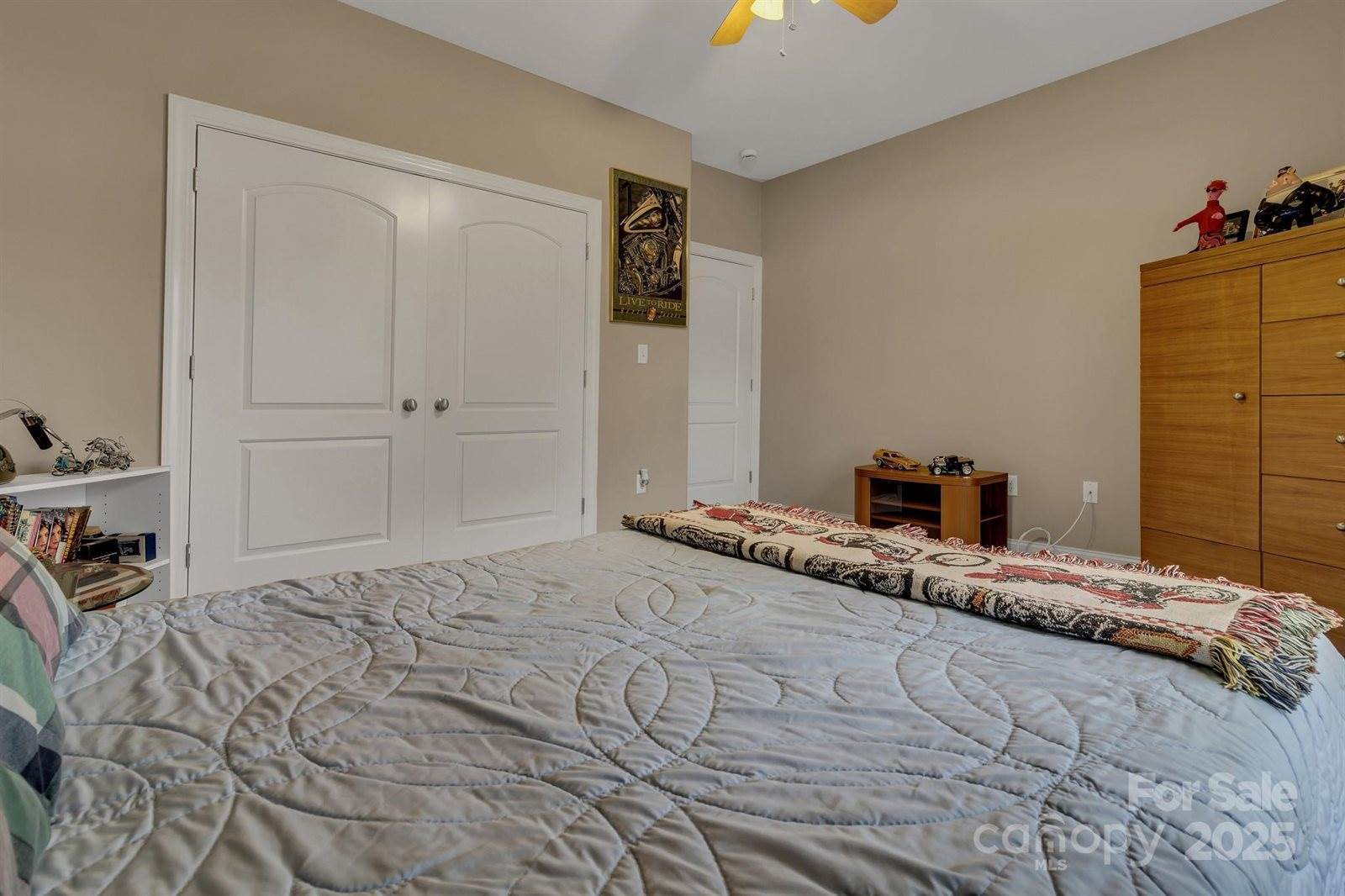 44 Pacifico Drive, Asheville, NC 28806