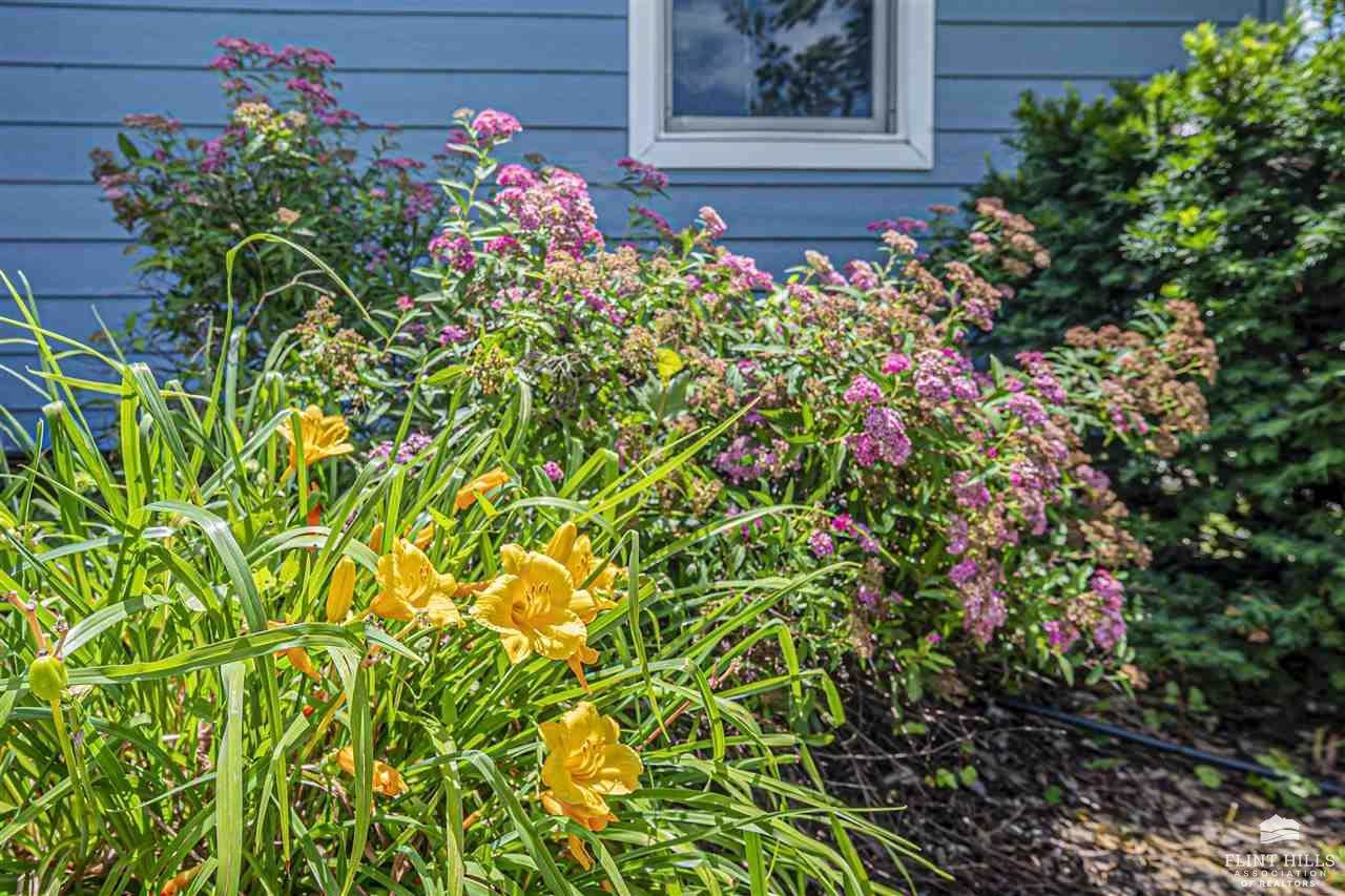 3033 Irene Circle, Manhattan, KS 66502