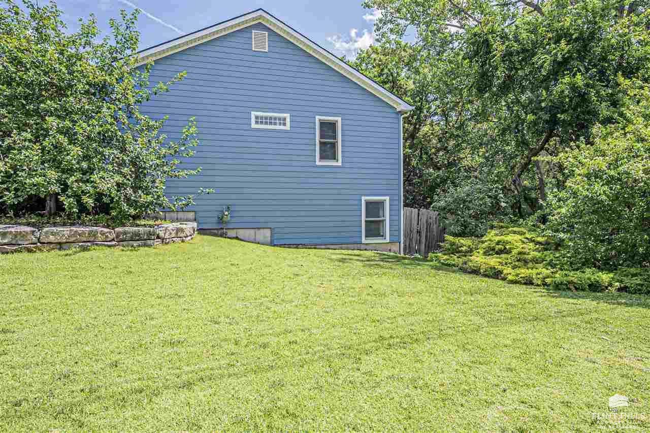 3033 Irene Circle, Manhattan, KS 66502