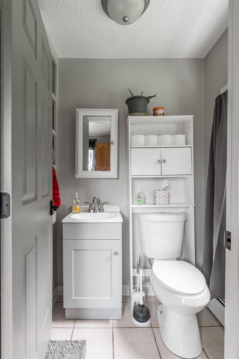 230 West Old Main Road, Lowell, ME 04493