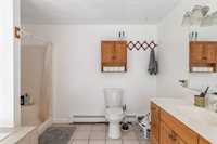 230 West Old Main Road, Lowell, ME 04493