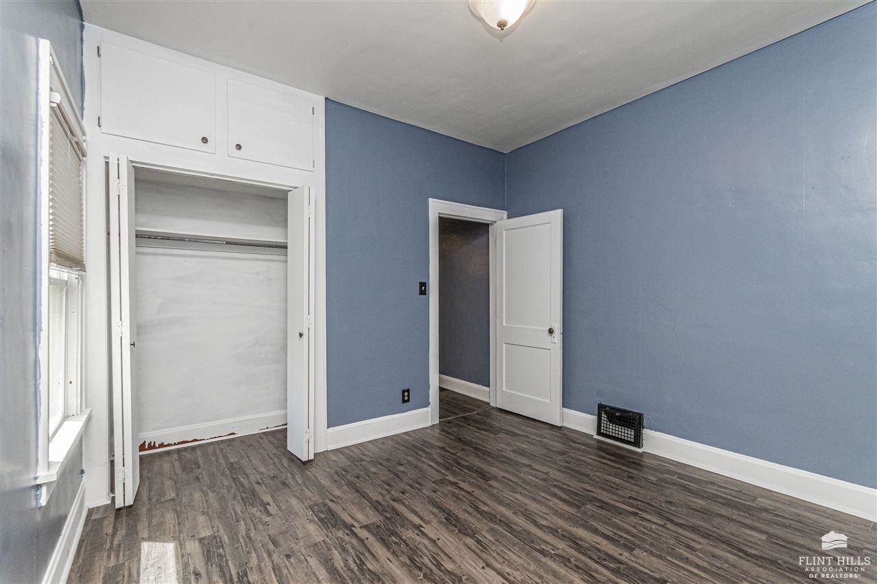 317 NE 9th Street, Abilene, KS 67410