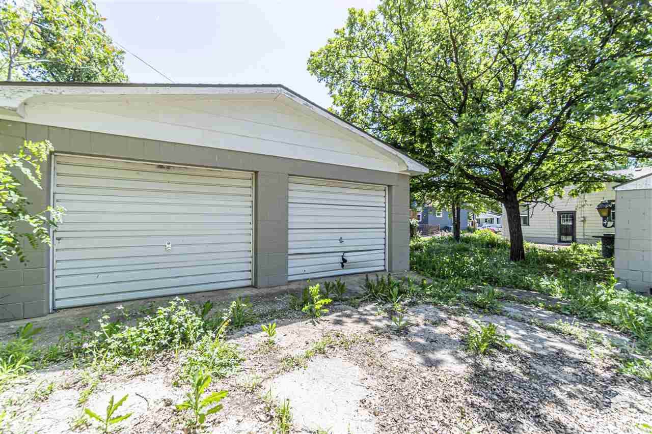 317 NE 9th Street, Abilene, KS 67410