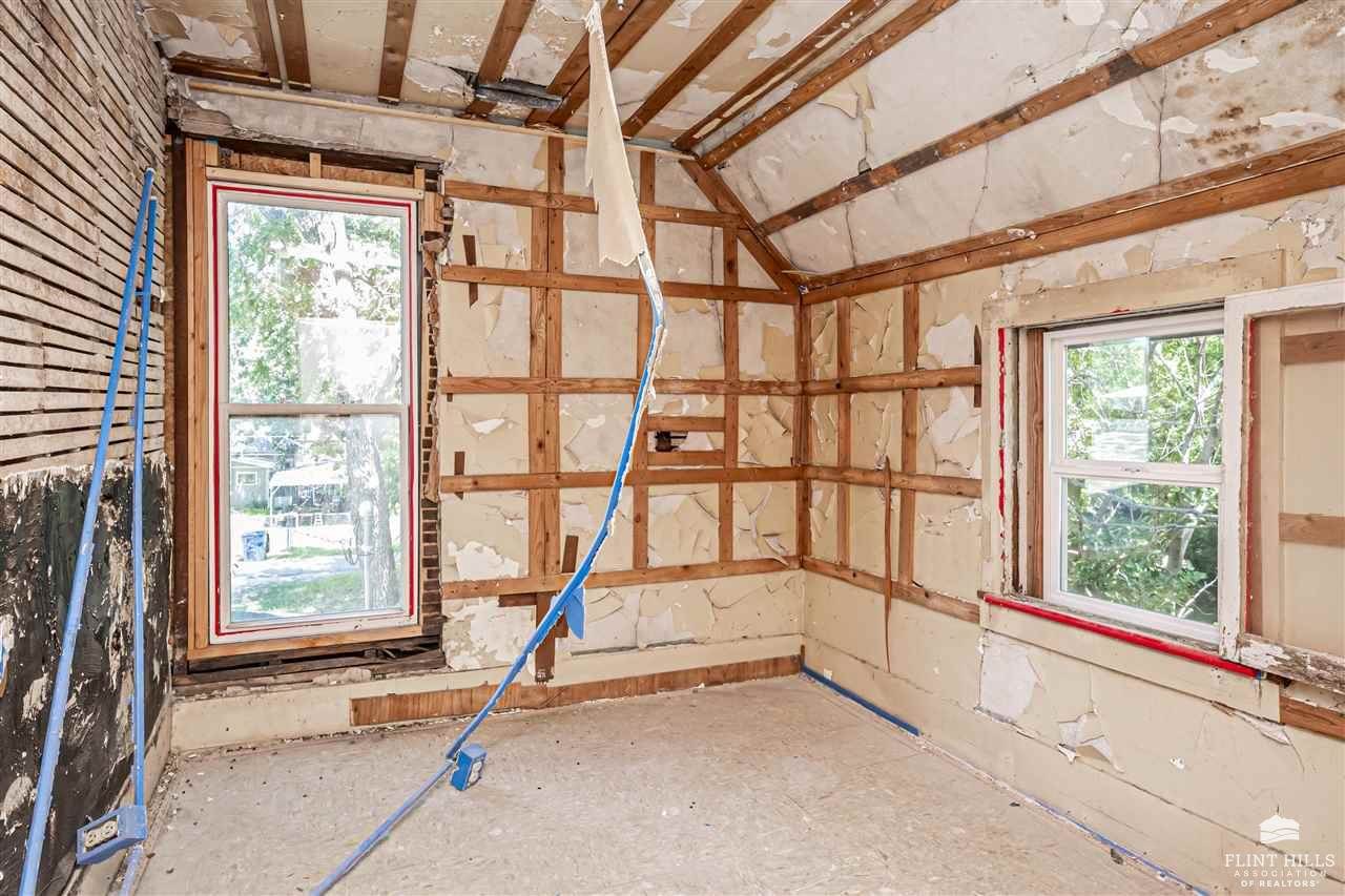 124 West Chestnut Street, Junction City, KS 66441