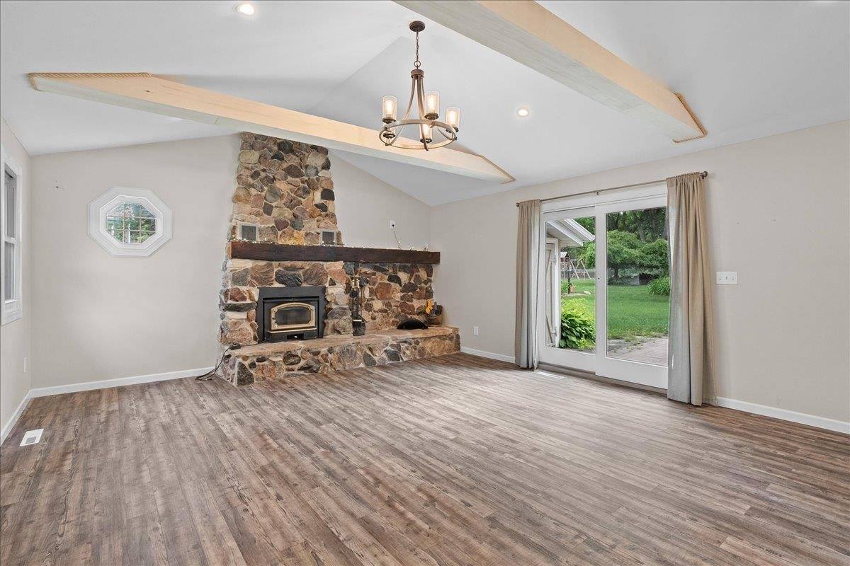 1111 W Blodgett Street, Marshfield, WI 54449