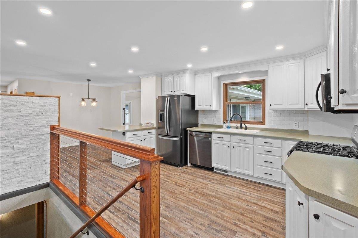 1111 W Blodgett Street, Marshfield, WI 54449