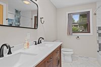 1111 W Blodgett Street, Marshfield, WI 54449