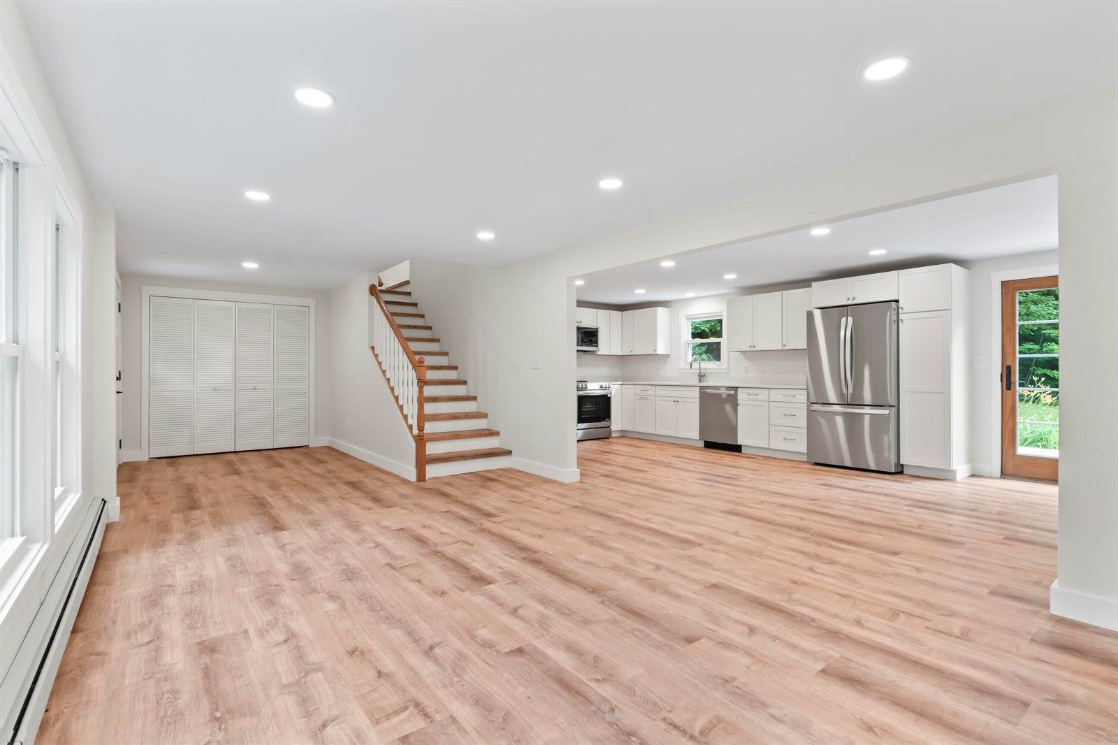 710 High Street, West Gardiner, ME 04345