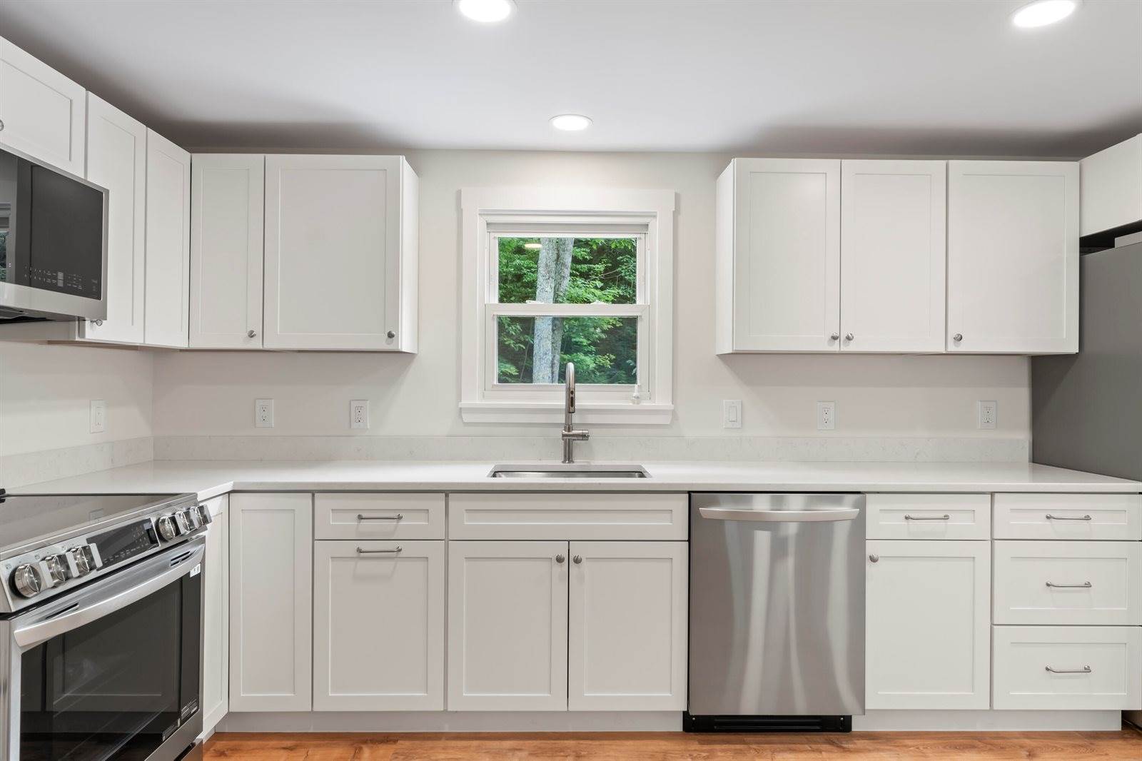 710 High Street, West Gardiner, ME 04345