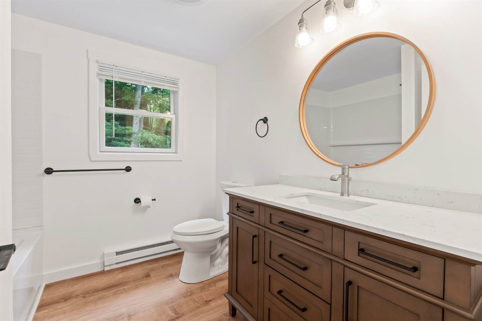 710 High Street, West Gardiner, ME 04345