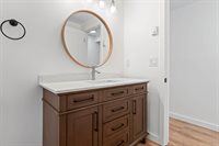 710 High Street, West Gardiner, ME 04345