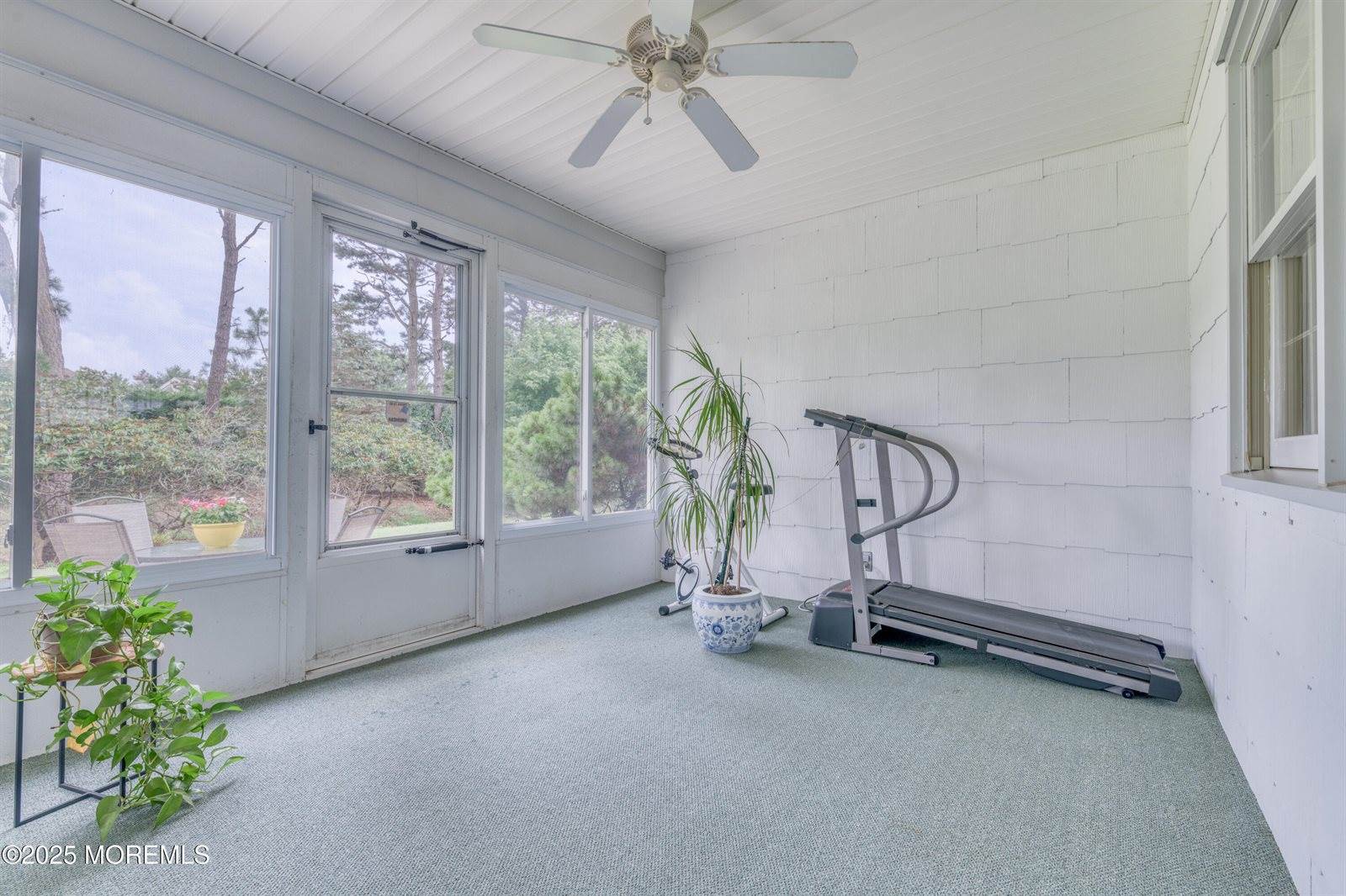 5 Bennington Drive, Toms River, NJ 08757