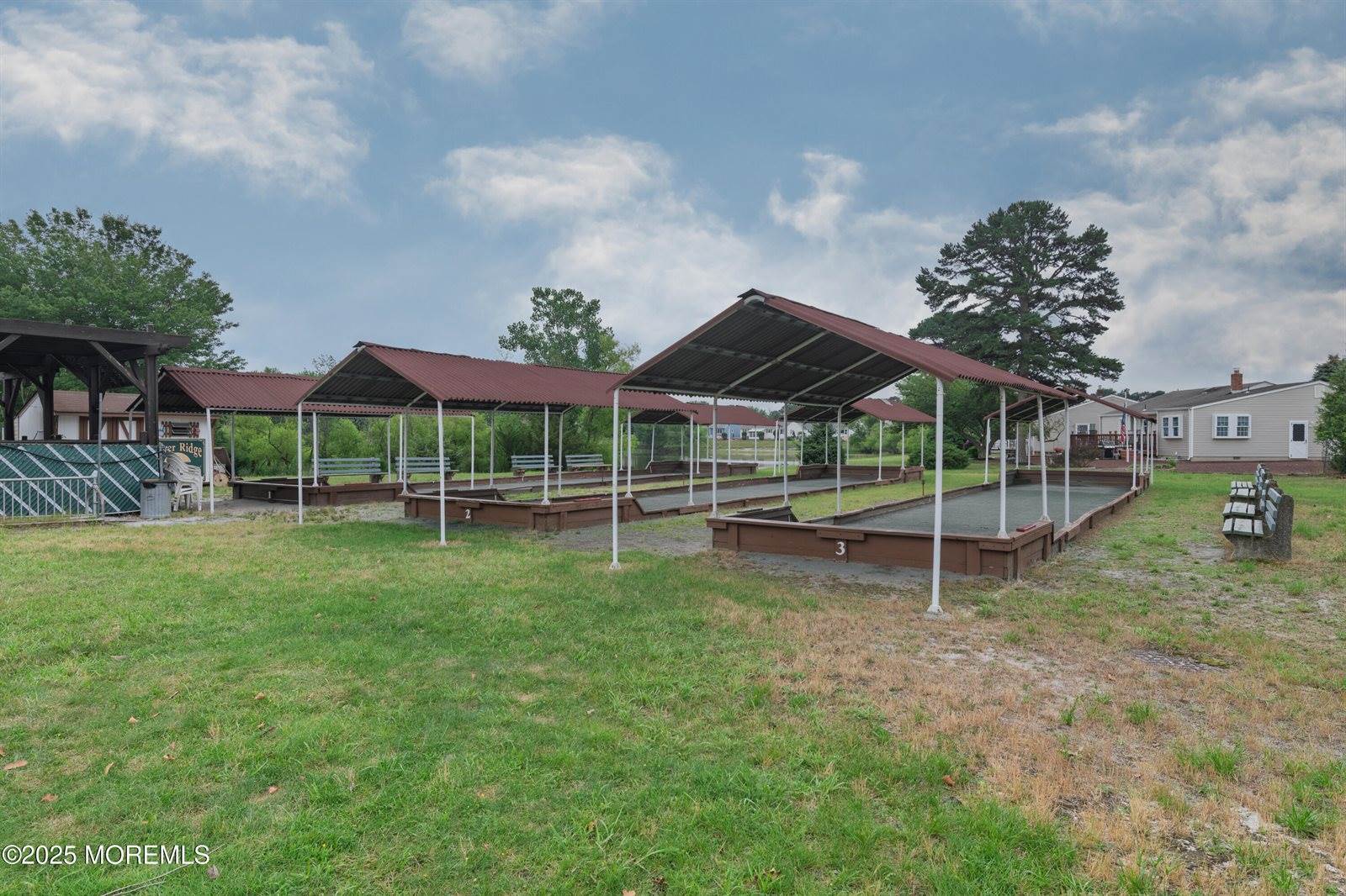 5 Bennington Drive, Toms River, NJ 08757