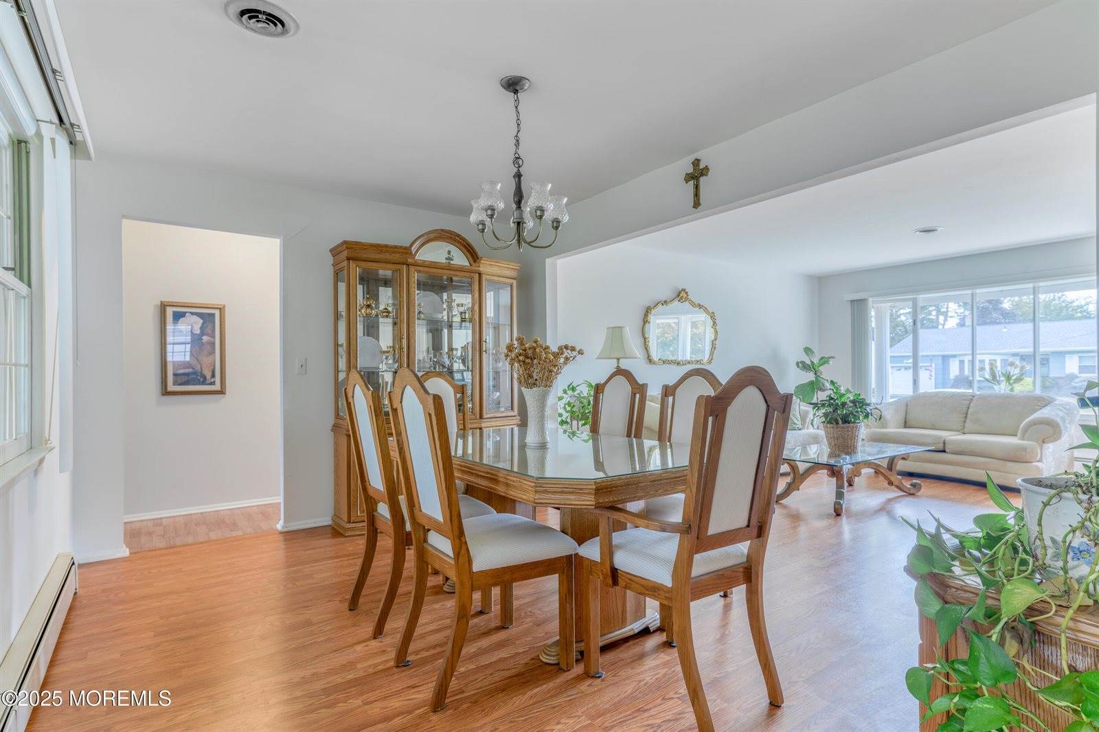 5 Bennington Drive, Toms River, NJ 08757