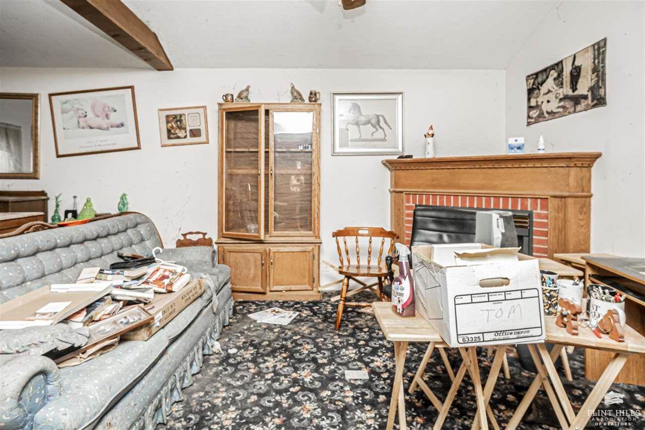 224 South Bluff Street, Enterprise, KS 67410