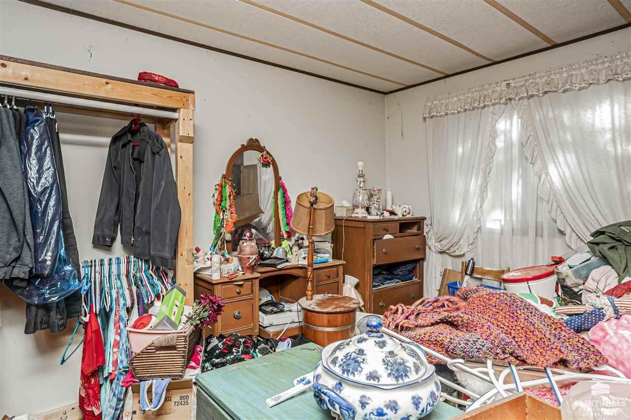 224 South Bluff Street, Enterprise, KS 67410