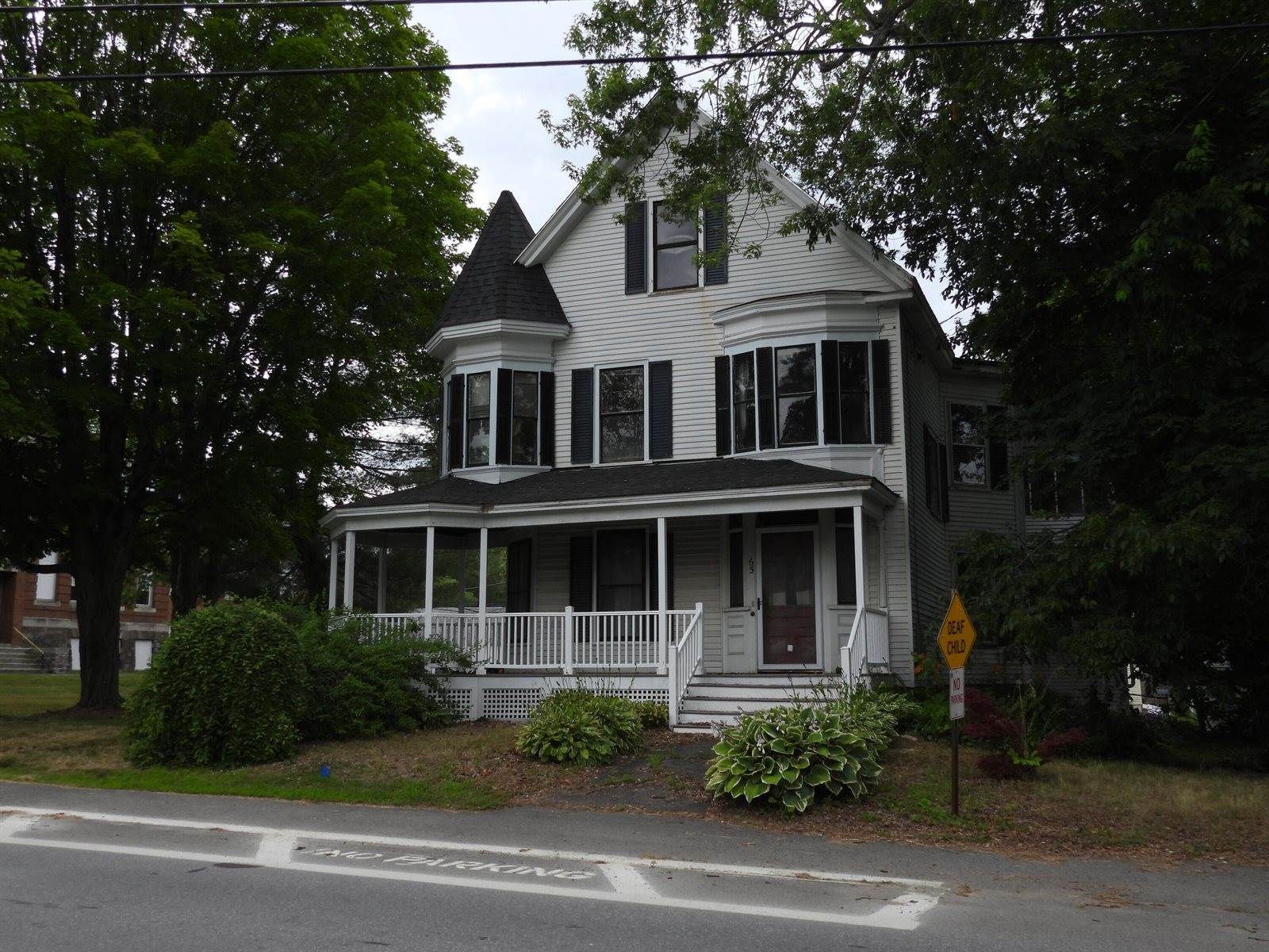 65 High Street, Fairfield, ME 04937