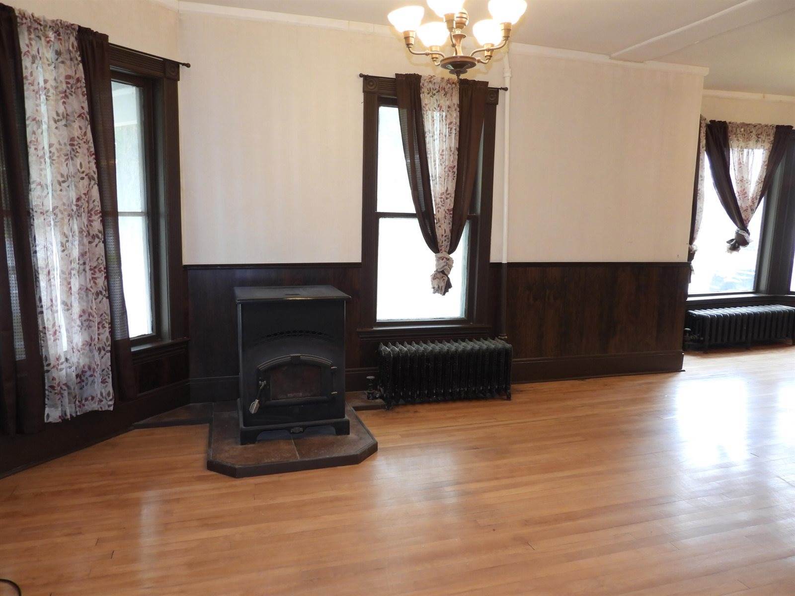 65 High Street, Fairfield, ME 04937