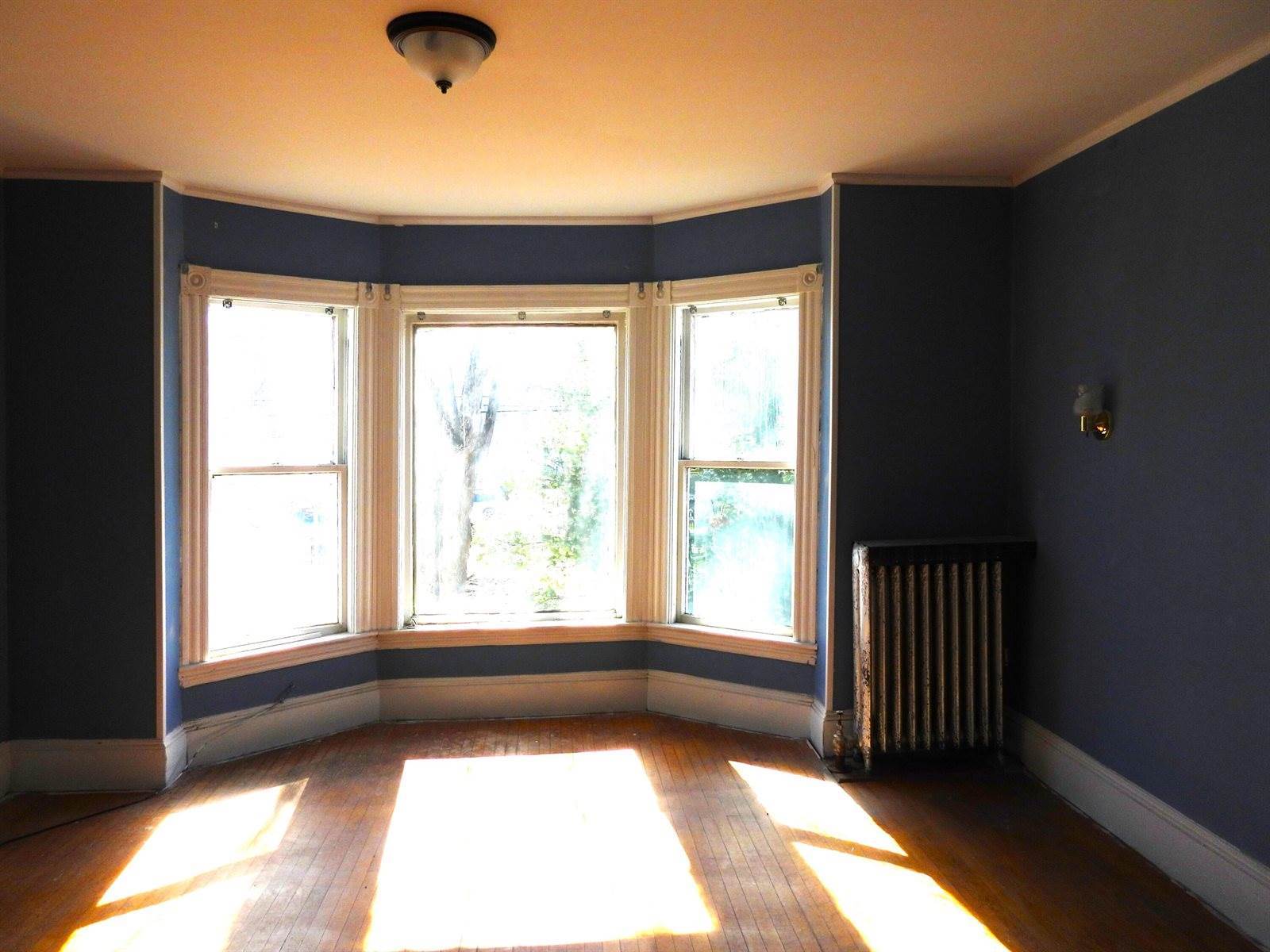 65 High Street, Fairfield, ME 04937