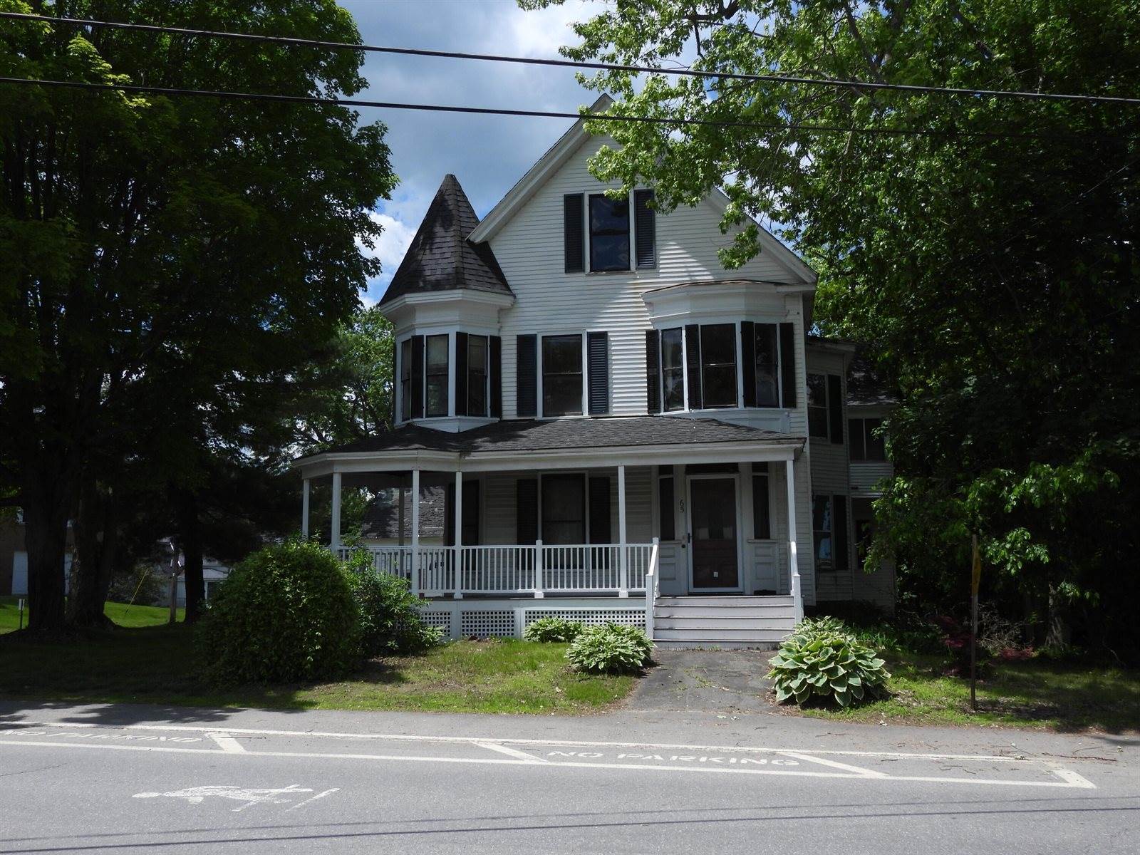 65 High Street, Fairfield, ME 04937
