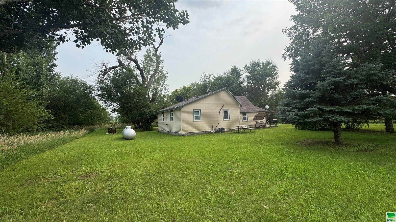 13123 140th Street, Sloan, IA 51055