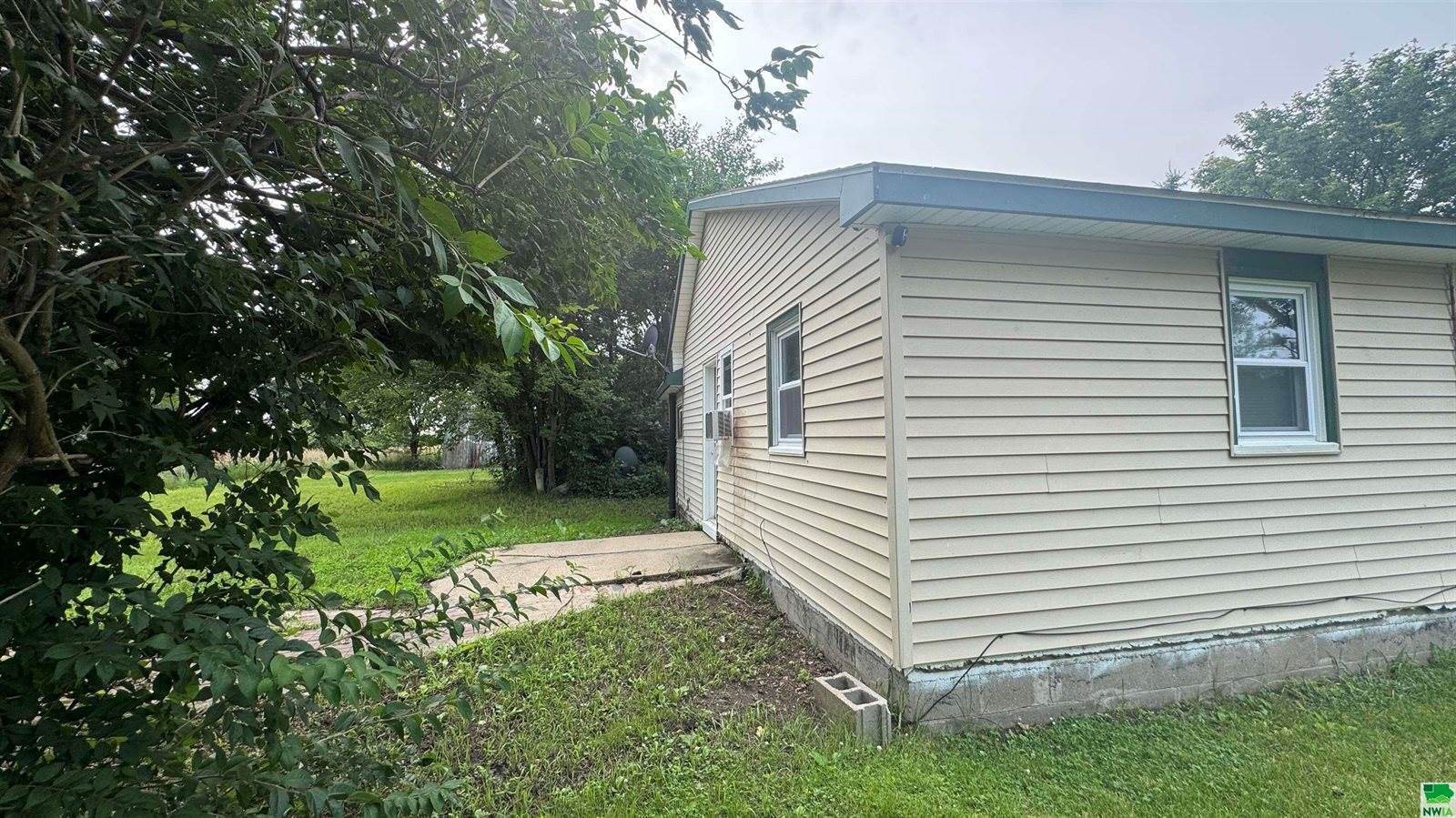 13123 140th Street, Sloan, IA 51055