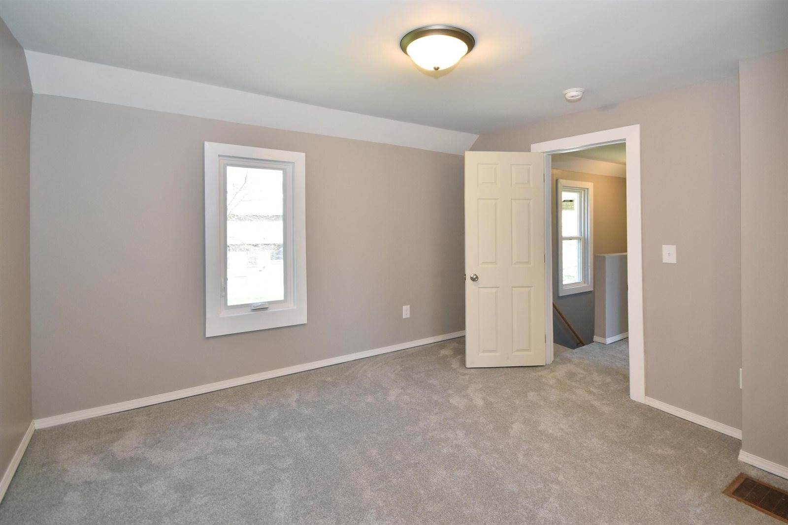 925 Princeton Avenue, Kalamazoo, MI 49007