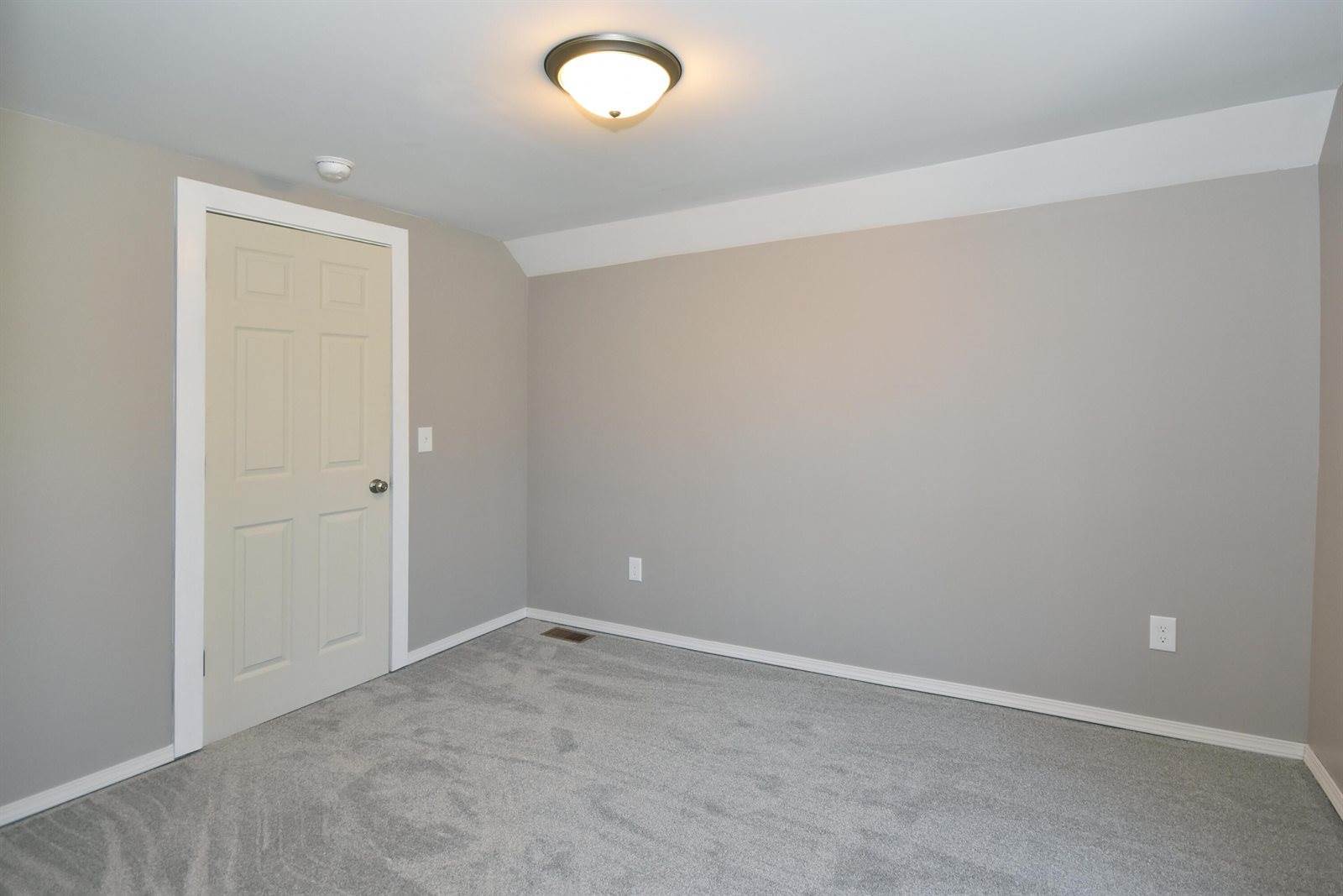 925 Princeton Avenue, Kalamazoo, MI 49007