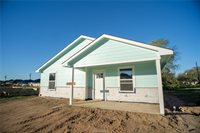 1704 Pine Street, Hearne, TX 77859