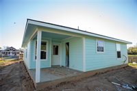 1704 Pine Street, Hearne, TX 77859