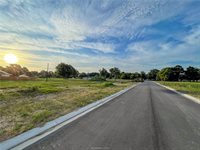 1704 Pine Street, Hearne, TX 77859