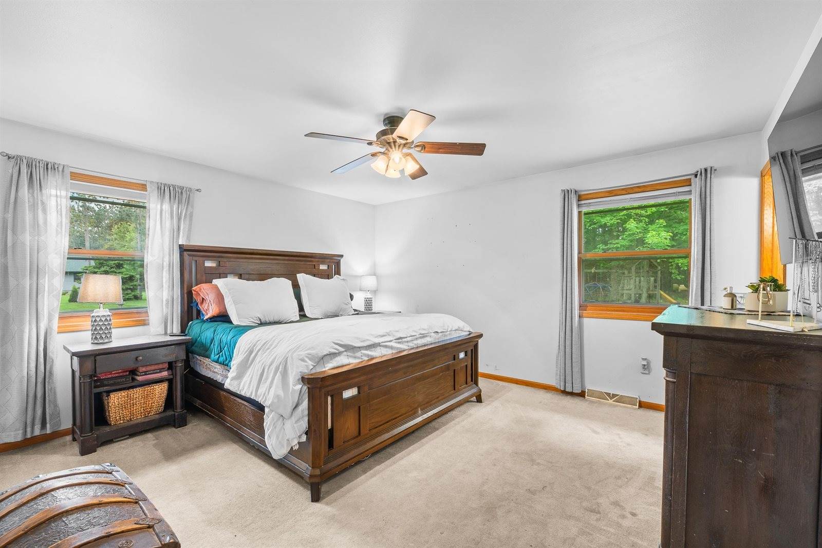 3261 Mirage Circle, Plover, WI 54467