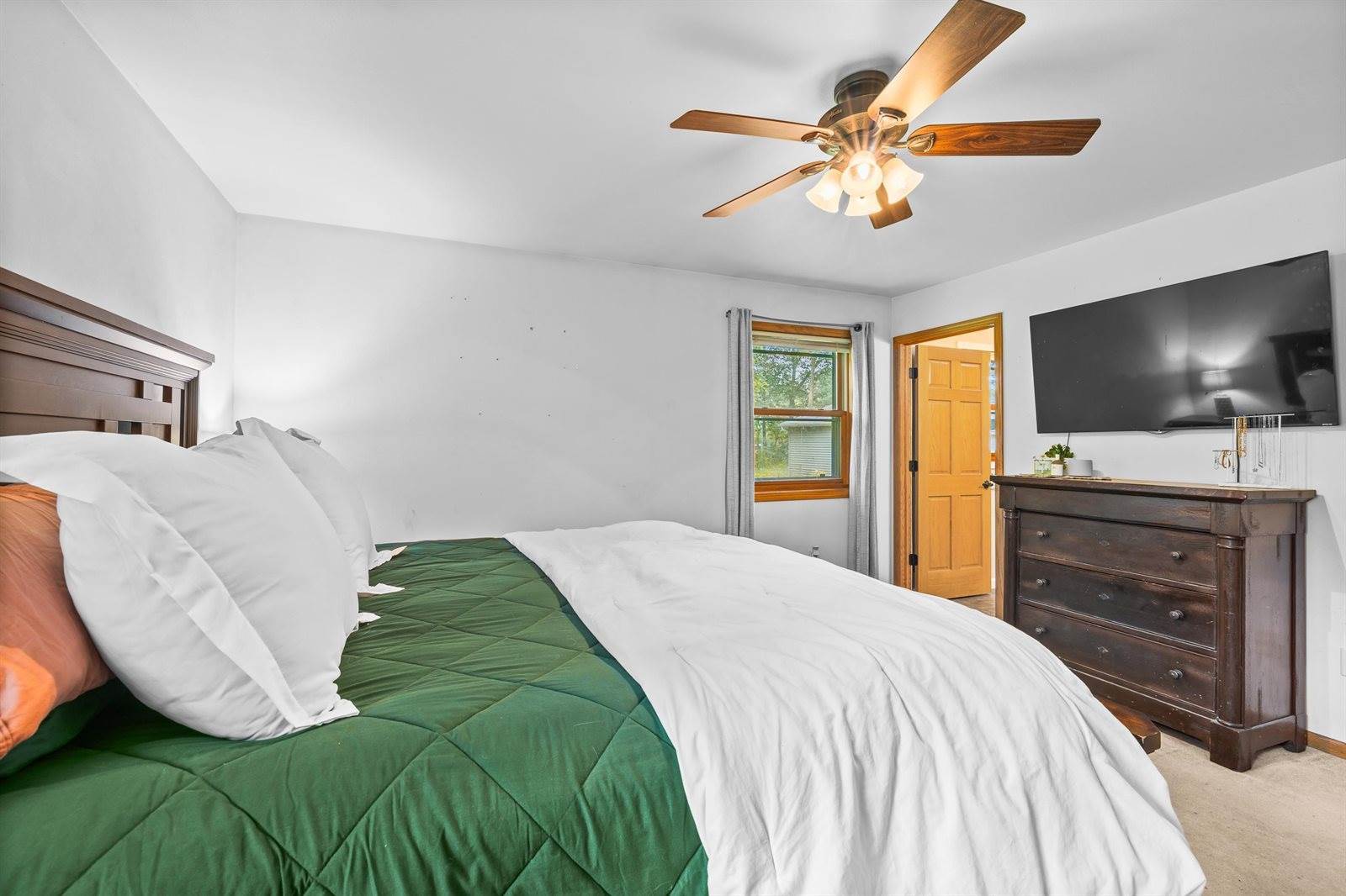 3261 Mirage Circle, Plover, WI 54467