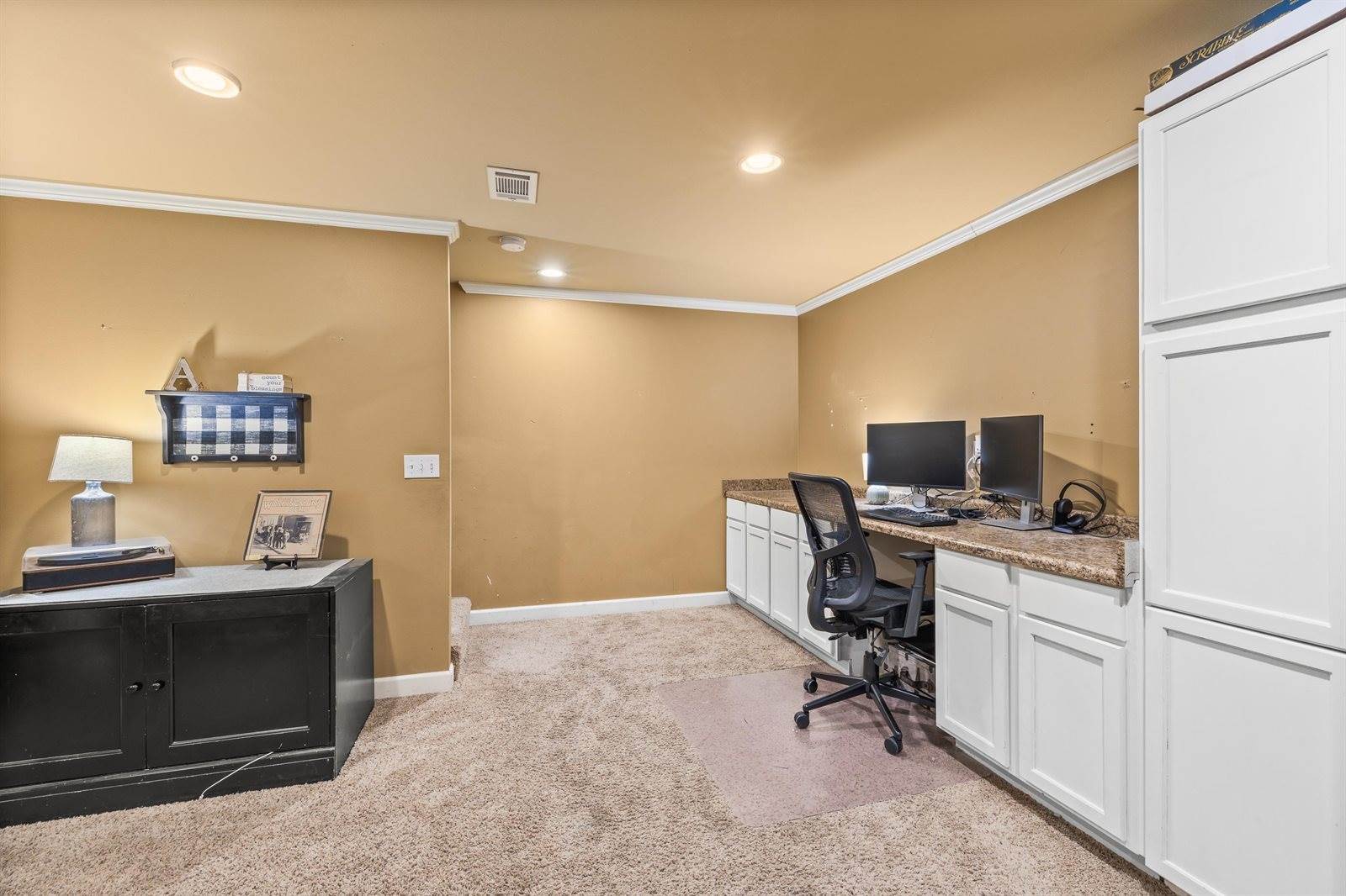 3261 Mirage Circle, Plover, WI 54467