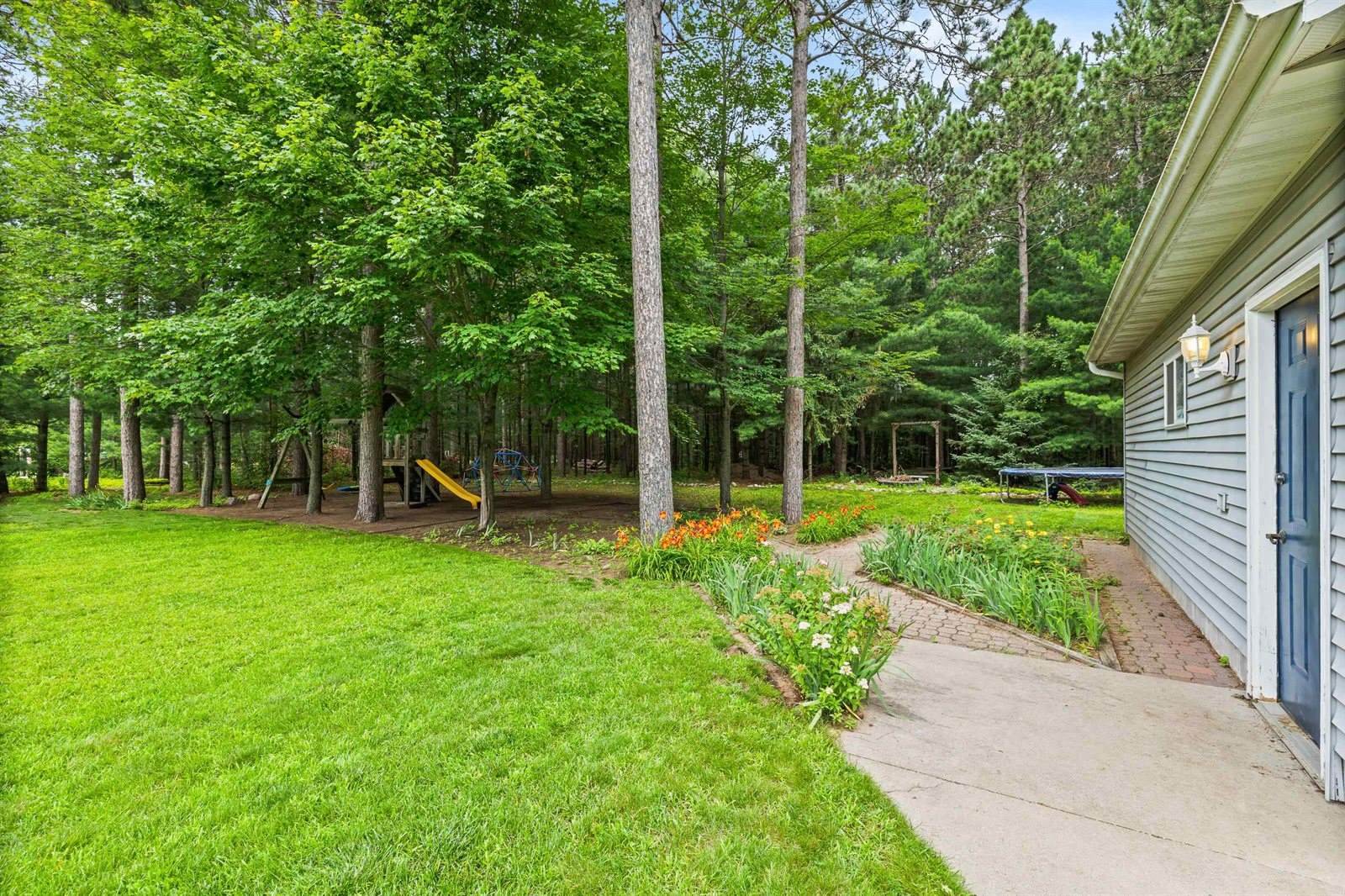 3261 Mirage Circle, Plover, WI 54467