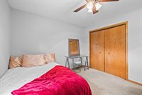 3261 Mirage Circle, Plover, WI 54467