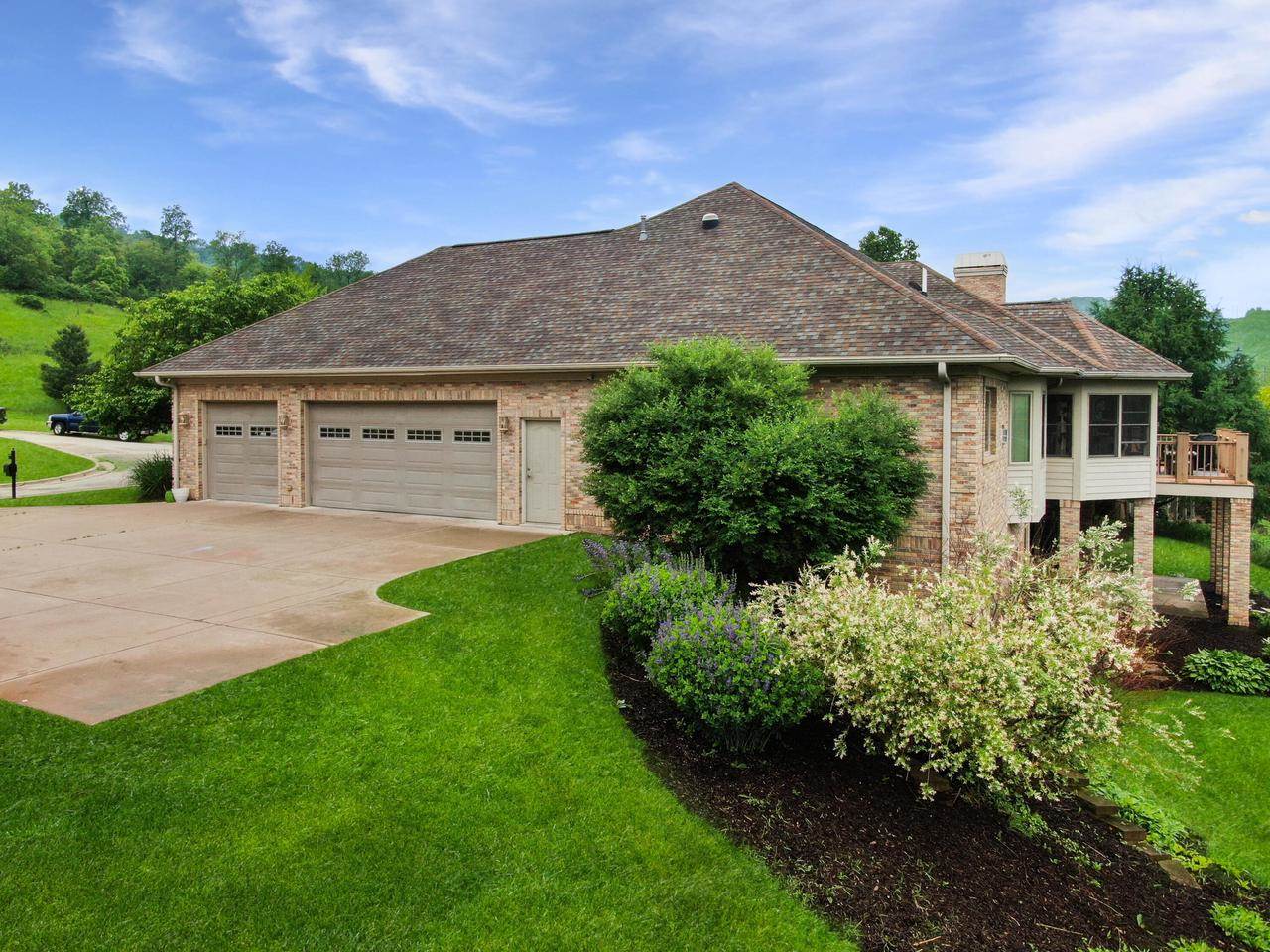 4915 Silver Morning LANE, La Crosse, WI 54601